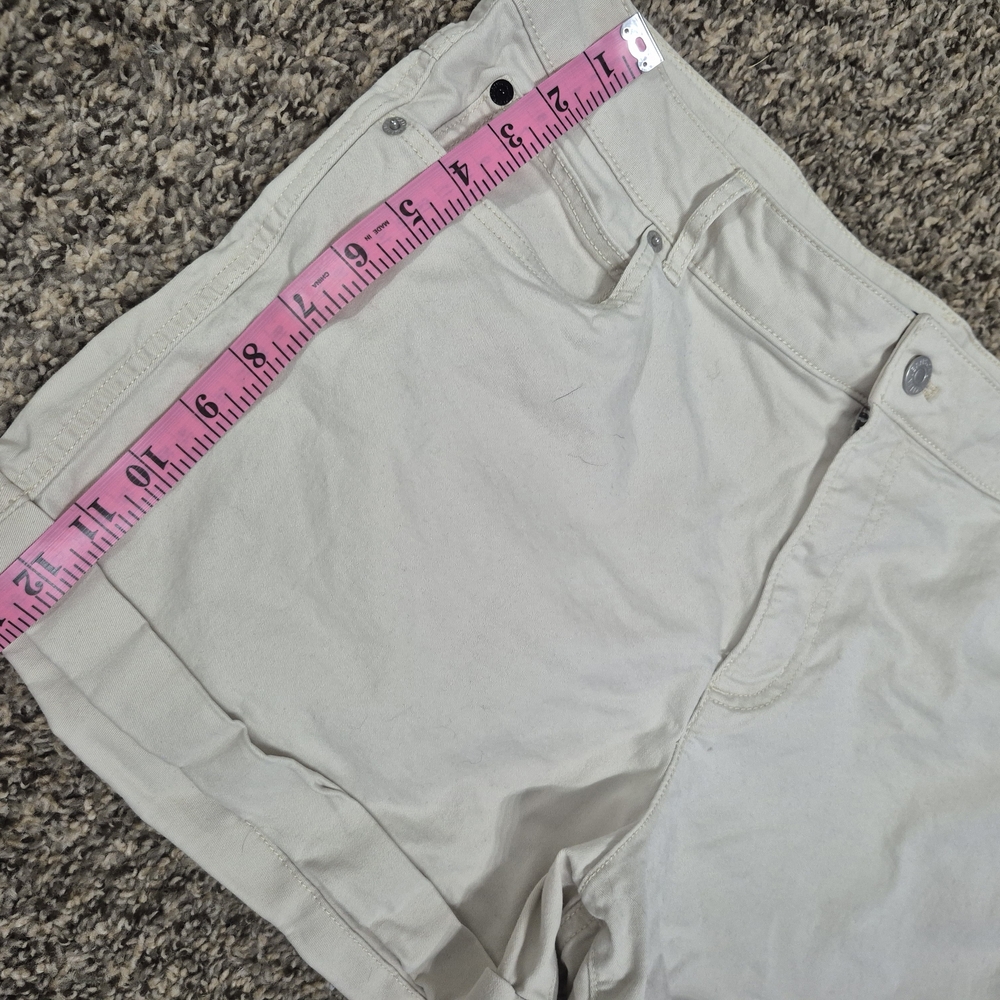Calvin Klein Jeans Tan Jean Shorts Casual Summer Essential - Picture 5 of 7